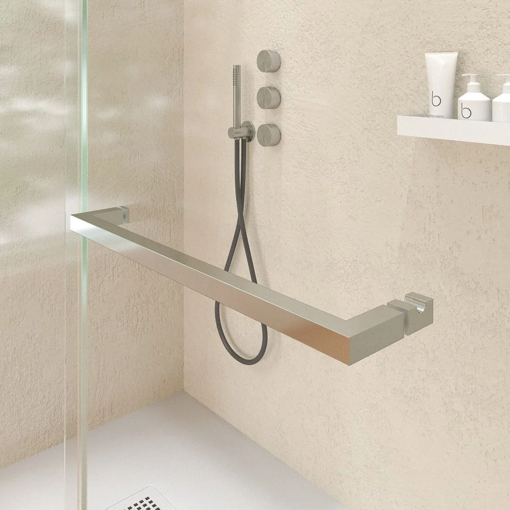 Paroi de douche frontale VERONA 1 porte fixe- 1 porte coulissante sans profil supérieur.Finition CHROME BRILLANT – Image 6