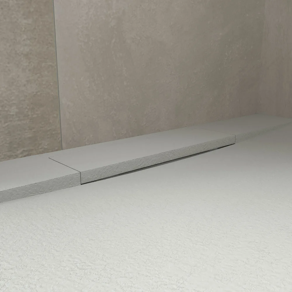 Receveur de douche PLASTER Arena en résine – RAL 7035 – texture ardoise – antibactérien et antidérapant. grille cachée – Image 3